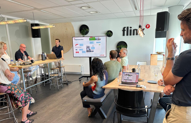 Product Owner Thomas Luijendijk aan het woord bij Flink.