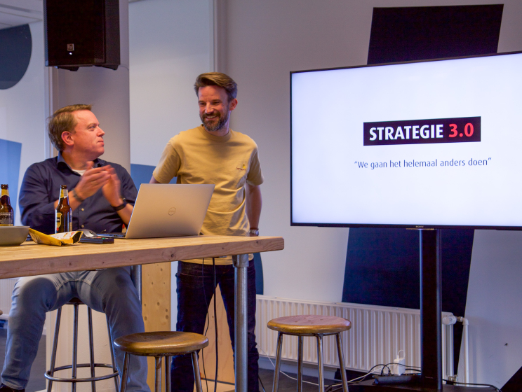 Jorry en Wouter presenteren hun strategie plan