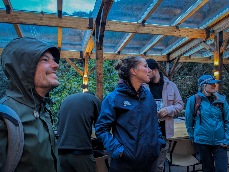 Klaar voor vertrek, in wandelkleding