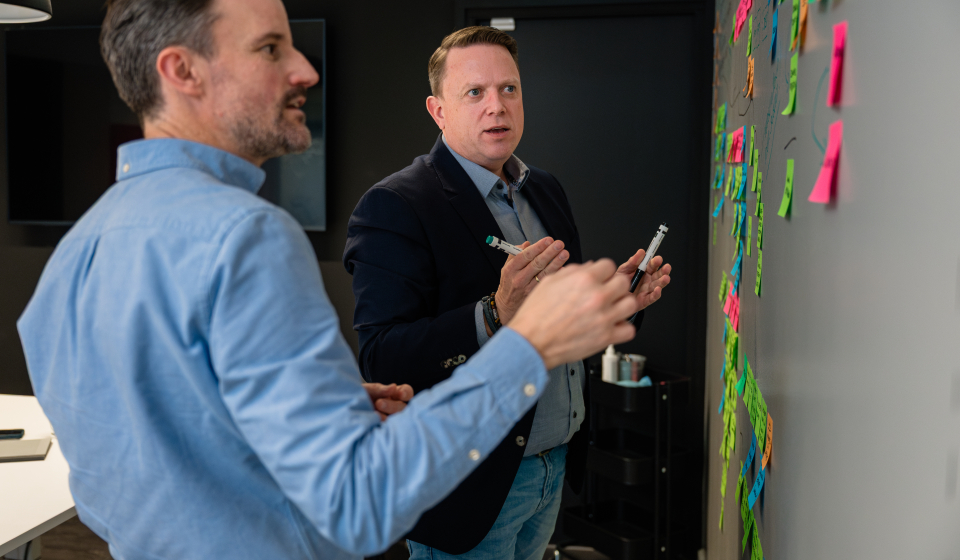 Wouter en Jorry in overleg