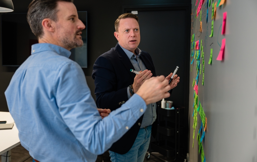 Wouter en Jorry in overleg